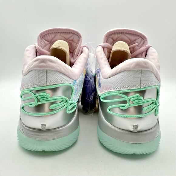 Nike Monopoly LeBron XXII 22 QS Currency Athletic Shoes Mens 10 White Pink NIB main image 2